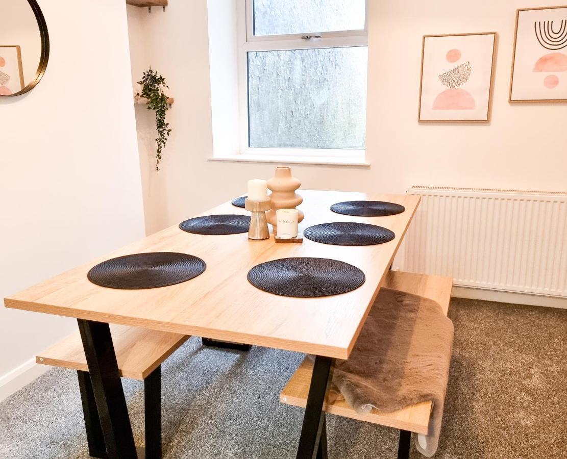 Spacious 3-bed Near The Centre Swansea