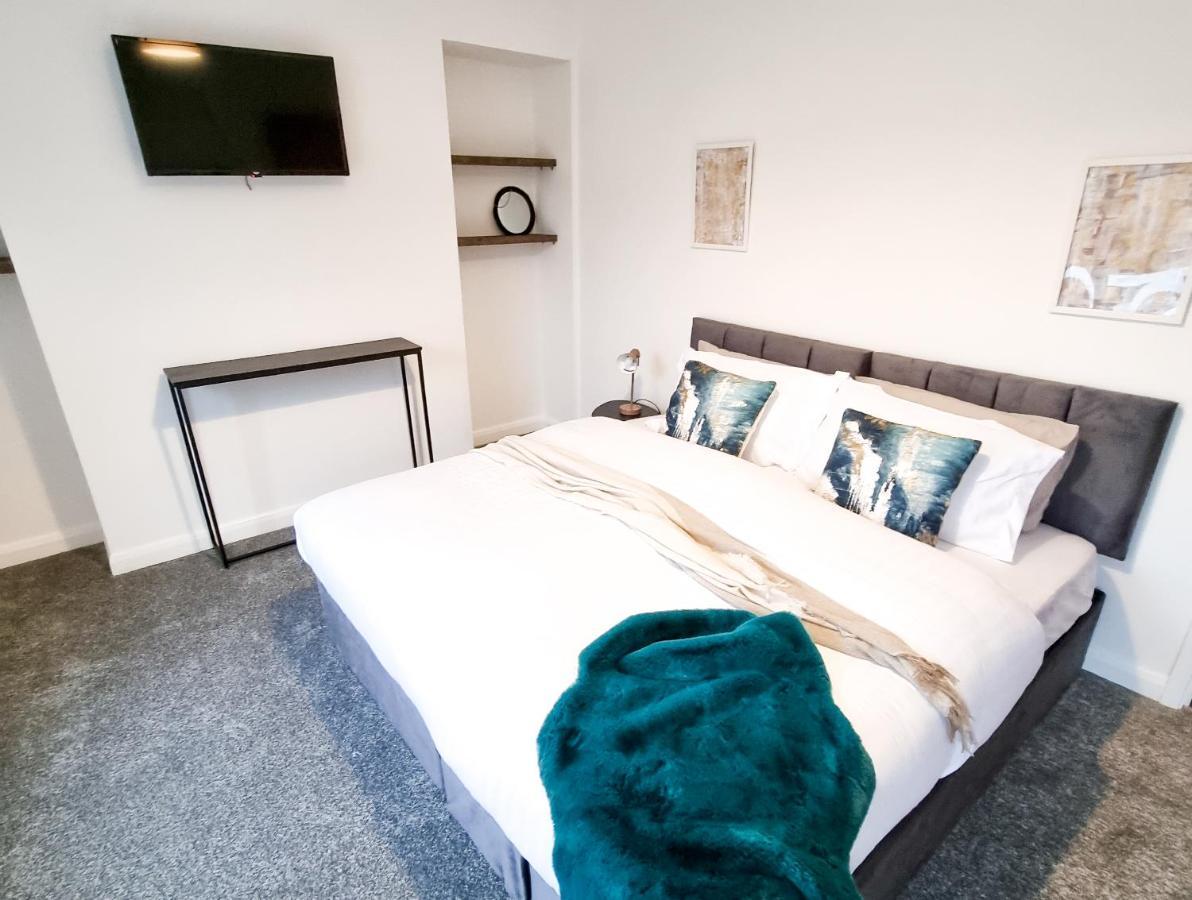 Apartment Spacious 3-bed Near The Centre *