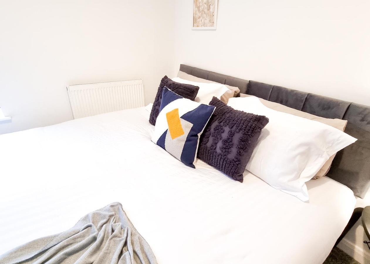 Apartment Spacious 3-bed Near The Centre *