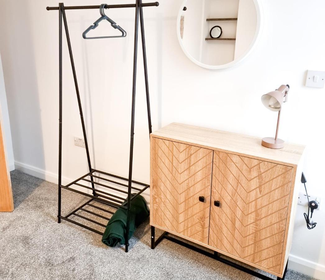 Spacious 3-bed Near The Centre Apartment *